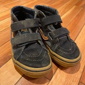 Vans, kids Hi top, velcro, size 1.5.